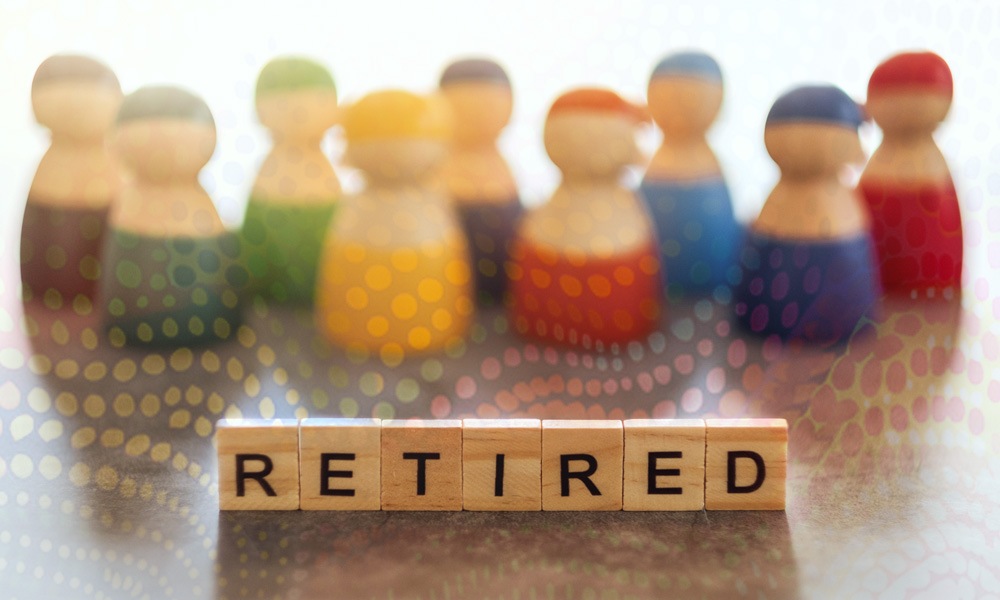 Visual representation of retirement planning tips for seniors, highlighting diverse options in retirement communities for a fulfilling life.